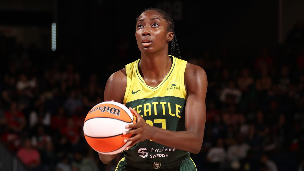 Ezi Magbegor has the world at her feet. Photo by Stephen Gosling/NBAE via Getty Images.