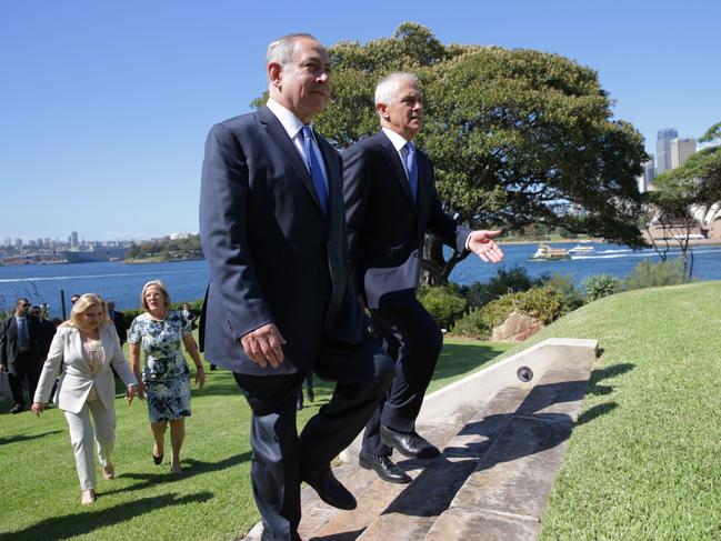 Benjamin Netanyahu (C) and Prime Minister Malcolm Turnbull (R) during the Israeli Prime Minister’s visit to Sydney in February 2017. Picture: Toby Zerna