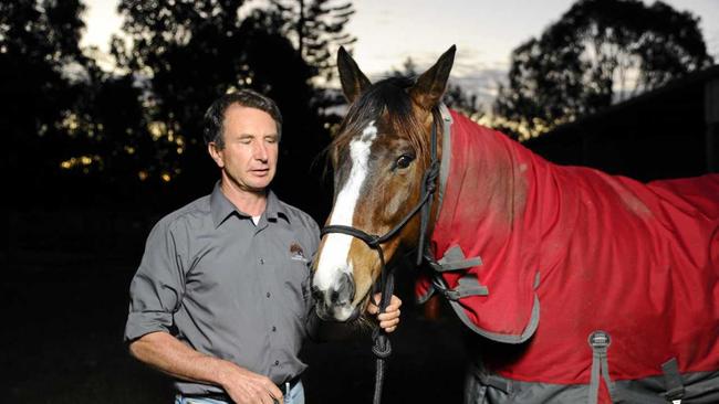 Grafton Veterinary Clinic owner Dr Alan Giles with Brownie the horse. Dr Giles is encouraging horse owners to vaccinate horses for Hendra virus. Photo JoJo Newby / The Daily Examiner. Picture: JoJo Newby