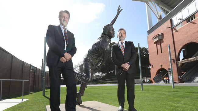 SACA president Andrew Sinclair and chief executive Keith Bradshaw alongside the Jason Gillespie statue at Adelaide Oval in 2020. Picture: Tait Schmaal