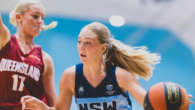 Lucy Mead in action for NSW at the 2025 Basketball Australia Under-20 National Championships. Picture: Taylor Earnshaw