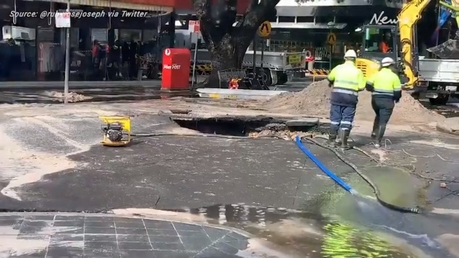 Double Bay: Massive sinkhole opens up in wealthy Sydney suburb