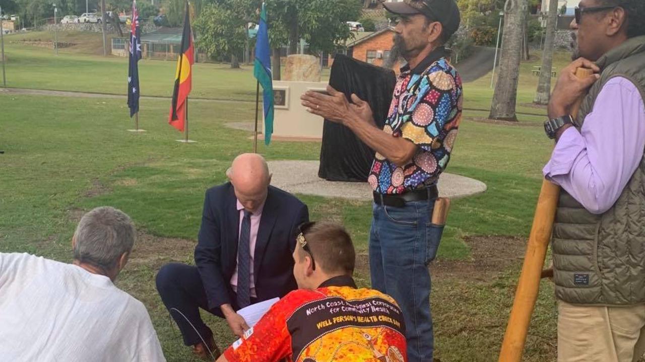 Mayor Glen Hartwig and Elder Aunty Lillian Burke unveiled a new monument in Memorial Park on Monday to honour all known and unknown Aboriginal and Torres Strait Islander service men and women.