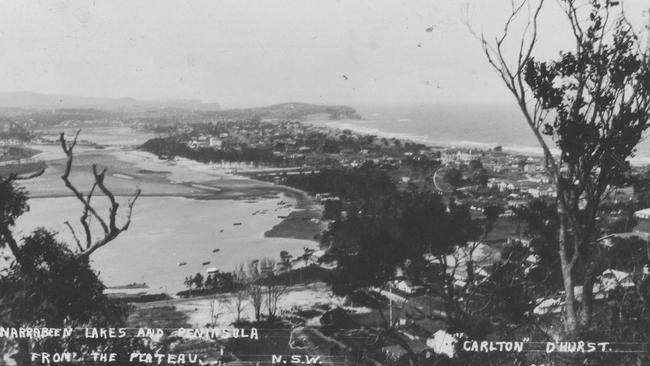 Narrabeen Lagoon and Narrabeen from Collaroy Plateau