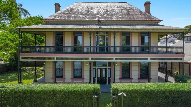 Fenwick House in East Ballina has hit the market and is set to go to auction in February. It is being marketed by Ray White Byron Bay.