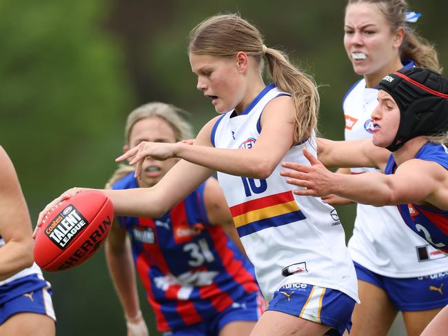 MELBOURNE, AUSTRALIA - APRIL 21: Jordyn Allen of the Ranges in action during the 2024 Coates Talent League Girls Round 03 match between the Oakleigh Chargers and Eastern Ranges at Warrawee Park on April 21, 2024 in Melbourne, Australia. (Photo by Rob Lawson/AFL Photos)