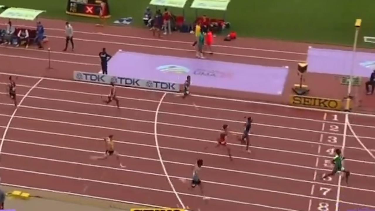 Gout Gout goes viral again with absurd run in 200m heat at junior world ...