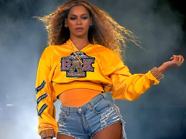 INDIO, CA - APRIL 14:  Beyonce Knowles performs onstage during 2018 Coachella Valley Music And Arts Festival Weekend 1 at the Empire Polo Field on April 14, 2018 in Indio, California.  (Photo by Kevin Winter/Getty Images for Coachella)