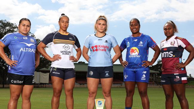 SYDNEY, AUSTRALIA - FEBRUARY 19:  (L-R) Hera-Barb Malcolm Heke of the Western Force, Siokapesi Palu of the ACT Brumbies, Piper Duck of the NSW Waratahs, Bitila Tawake of the Fijian Drua and Ivania Wong of the Queensland Reds pose during the 2025 Super Rugby Women's Season Launch at North Sydney Oval on February 19, 2025 in Sydney, Australia. (Photo by Matt King/Getty Images)