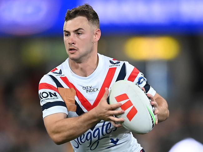 BRISBANE, AUSTRALIA - JULY 27: Sandon Smith of the Roosters in action during the round 22 NRL match between Brisbane Broncos and Sydney Roosters at The Gabba on July 27, 2023 in Brisbane, Australia. (Photo by Albert Perez/Getty Images)