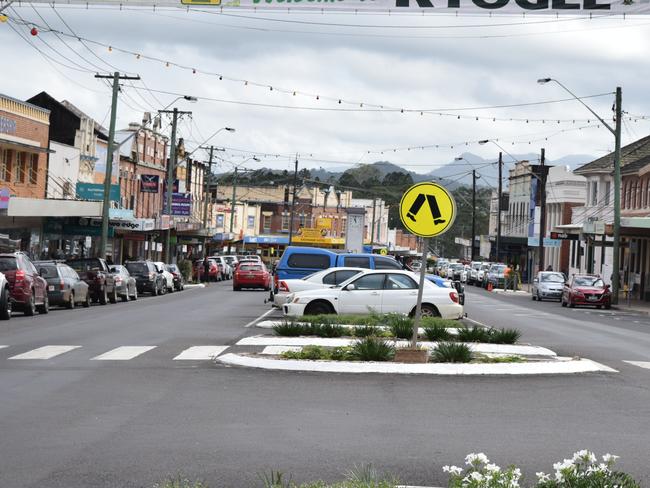 Dogs, drone, roadspikes: Wild Kyogle ute chase