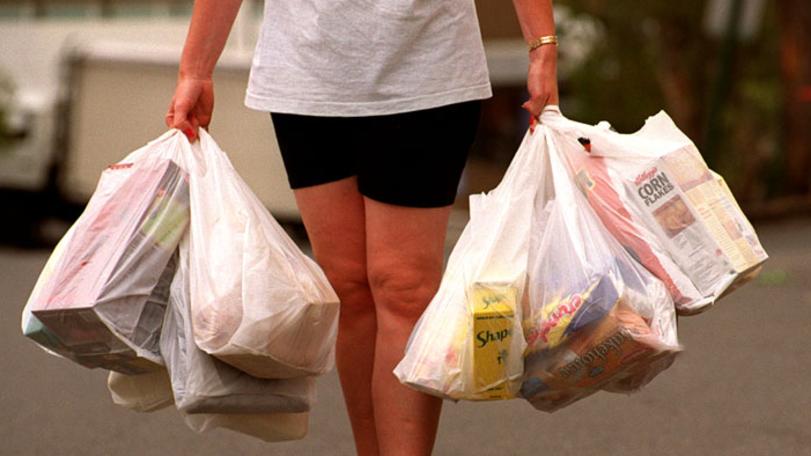 Big W joins major supermarkets in phasing out plastic bags