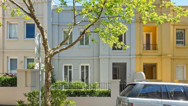 The Flinton St trophy home offering, with 6.5m wide frontage on its 353sqm block, was built in 2001 in Stockland’s Paddington Green development.