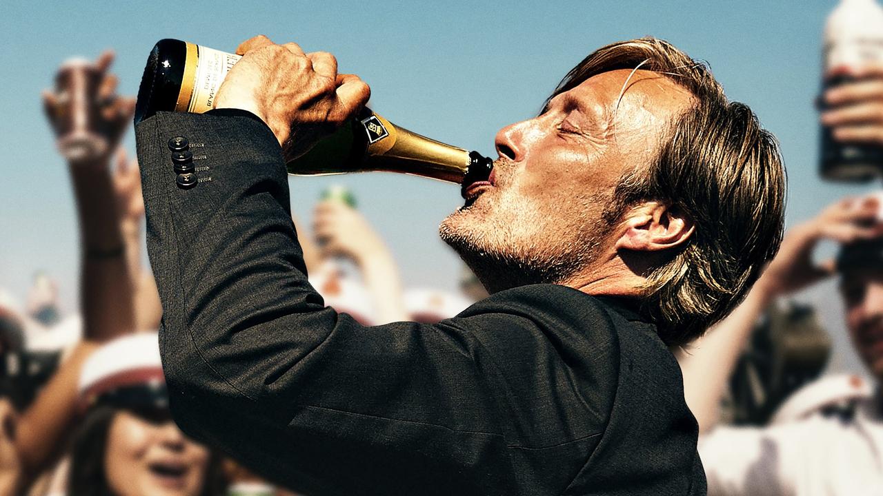 Another Round Movie Review Thomas Vinterberg S Intoxicating Binge Drinking Film Eminetra Australia