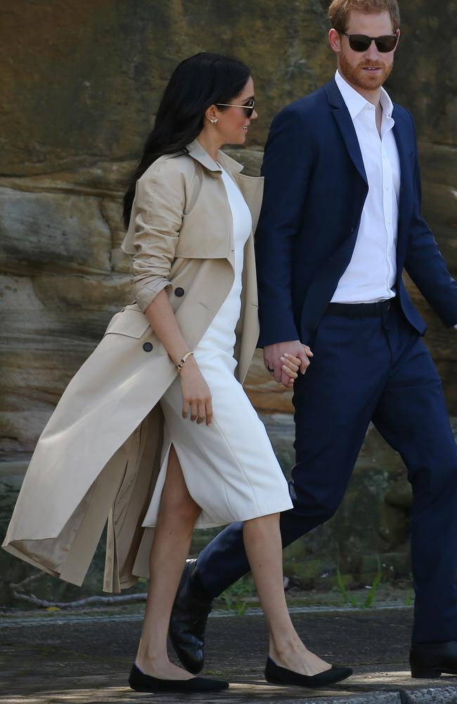 Meghan markle rothys store shoes