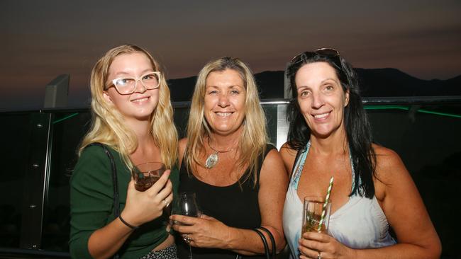07/09/2019 - Gloria Kennedy, Lea-ann Geary and Joanne Goldsmith Picture: Nuno Alexandre Avendaño