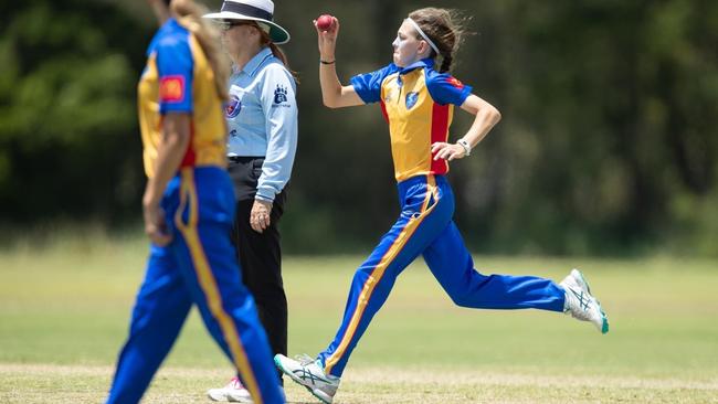 Felicity Wharton charges towards the crease. Photo: supplied.