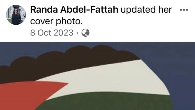 Academic Dr Randa Abel-Fattah updated her Facebook profile with the image of a parachutist in the colours of the Palestinian flag, a day after Hamas terrorists parachuted into Israel to murder and kidnap hundreds of civilians.