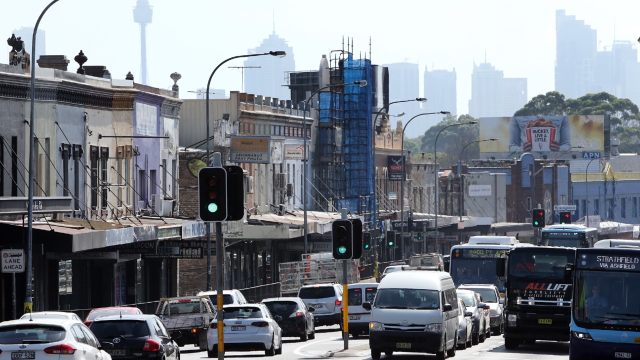 'Vulnerable' Western Sydney seats could receive approval for various road projects