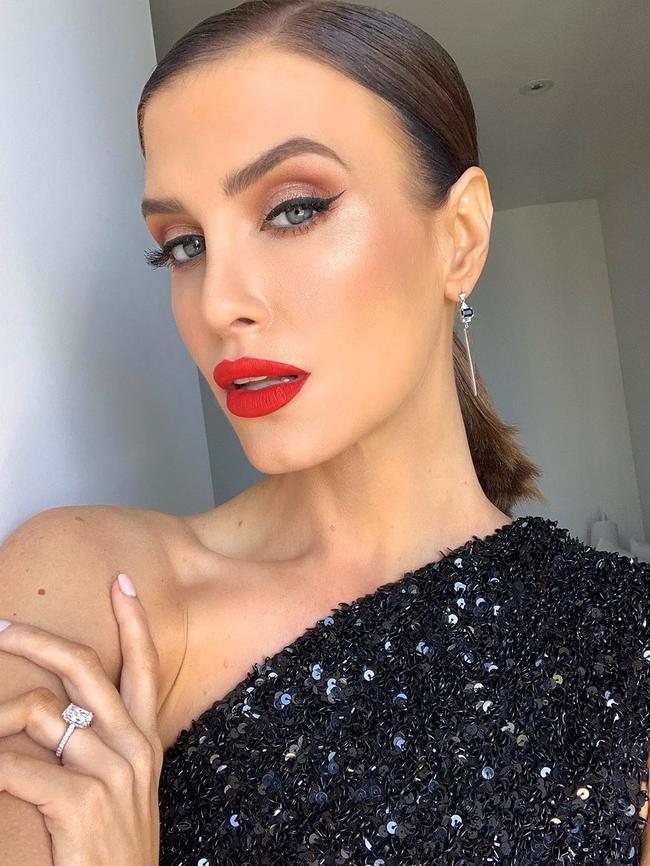 But first, let me take a selfie. Former Miss World Australia Erin Holland ahead of the big night. Picture: @erinvholland/Instagram