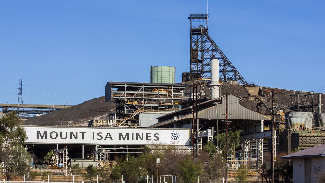 Mount Isa Mines. Infrastructure Mount Isa, MIM Urquhart Shaft