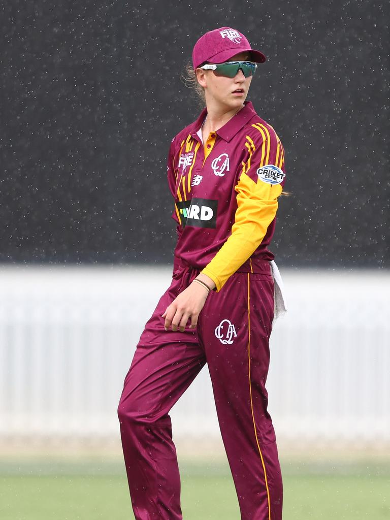 Lilli Hamilton of Queensland looks on during the WNCL match between Queensland and Tasmania at Allan Border Field, on January 12, 2025, in Brisbane, Australia. (Photo by Chris Hyde/Getty Images)