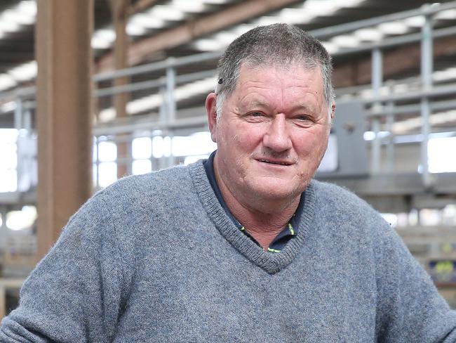 Pakenham Store Sale 20/09/18.pictured is Bruce CookPicture: ANDY ROGERS