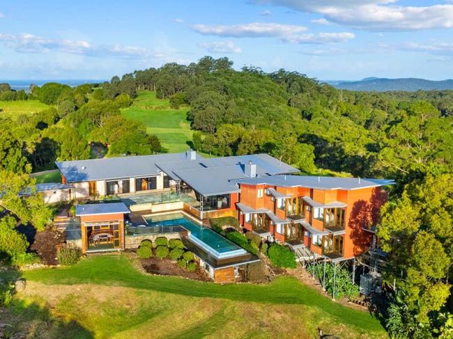 Inside the $29m Qld mansion you can rent for $10k a week