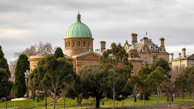 The school with the most generous benefactors is Xavier College.