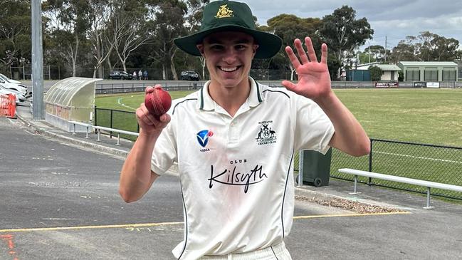 Howzat! Bayswater’s Lachlan Payne celebrates five-fa on Saturday. Picture: Bayswater CC