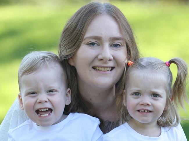 *****pic for Tara Croser ******Tara Bishop with her twins Harvey and Evelyn Bishop 19mnths at Northshore . Mater Story call Reshni for info ph 0417191094.Pic Annette Dew