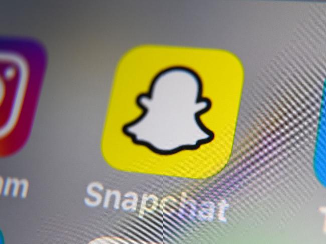 Smith used Snapchat to message pictures to his victims.