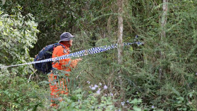 Police and SES conduct a search in Good Night Scrub National Park looking for the missing 17 year old Pheobe Bishop. Pics Adam Head