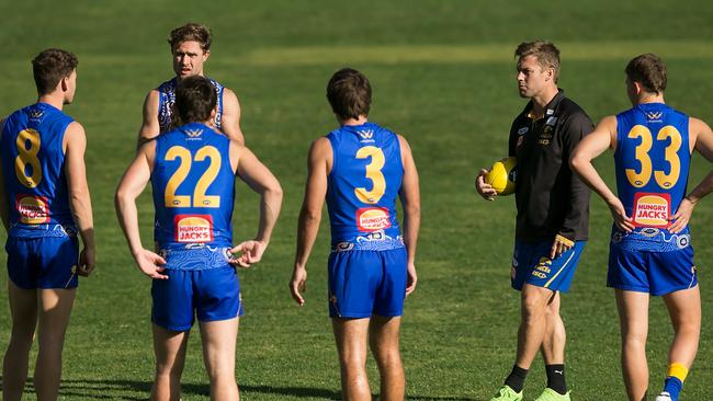 Sam Mitchell working with reigning premier West Coast’s midfield. Picture: Paul Kane/Getty Images.