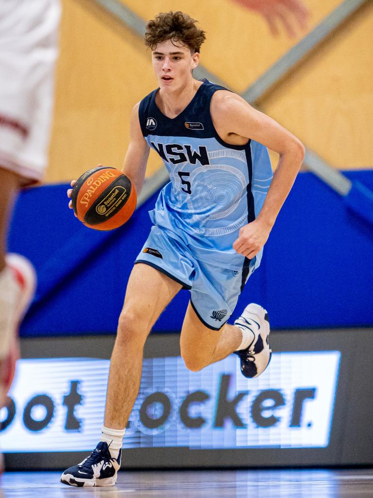 NSW Metro forward Emmett Adair in action against Queensland South at the Under-18 National Championships. Picture: Taylor Earnshaw Photography