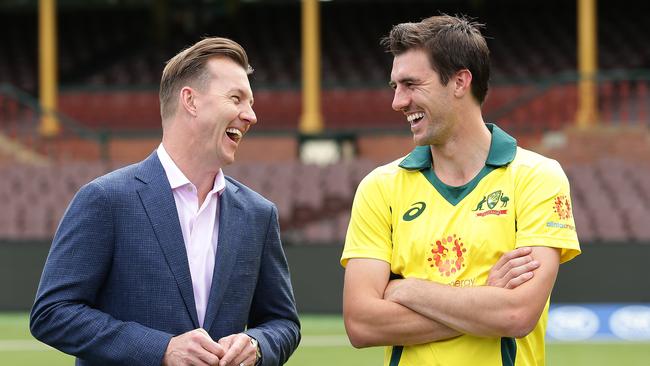 Pat Cummins (right) with one of his mentors, Brett Lee. Photo: Brett Costello