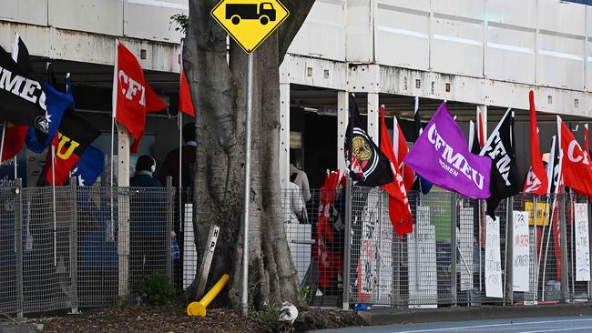 CFMEU members man a picket lines at the Cross River Rail site at Roma St in Brisbane during the week. Picture: Lyndon Mechielsen/Courier Mail