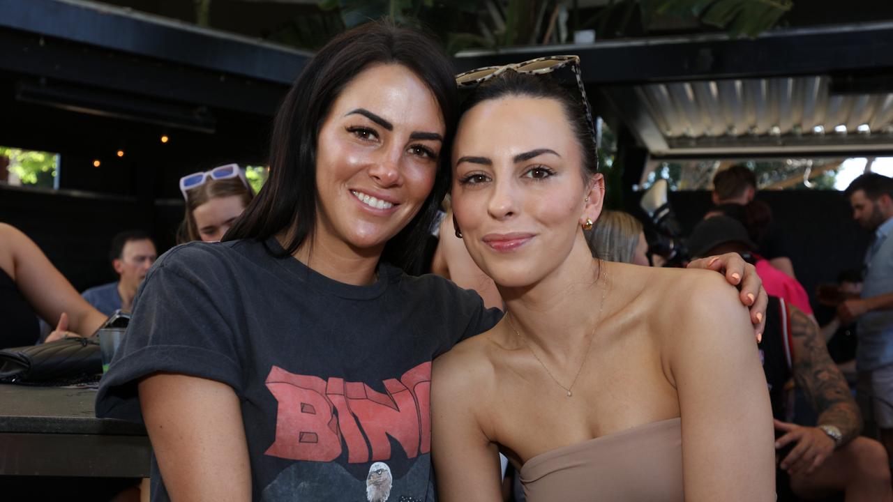 Adelaide footy fans soak up the 2023 Grand Final action. Picture: Emma Brasier