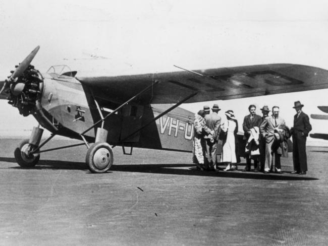 Ansett Airways Fokker Universal aeroplane plane on runway ready of inaugural flight from Hamilton, to Melbourne.