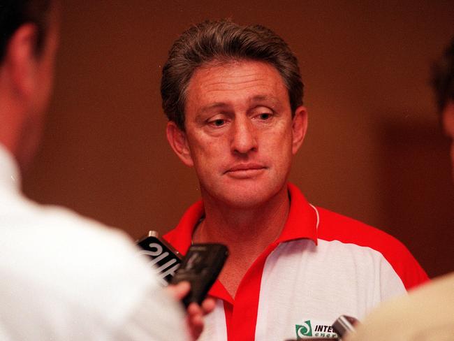 MAY 3, 2000 : St George Illawarra Dragons NRL coach David Waite interviewed by media 03/05/00 at League's Club following announced retirement of player Mundine. Pic Renee Nowytarger.Rugby League P/