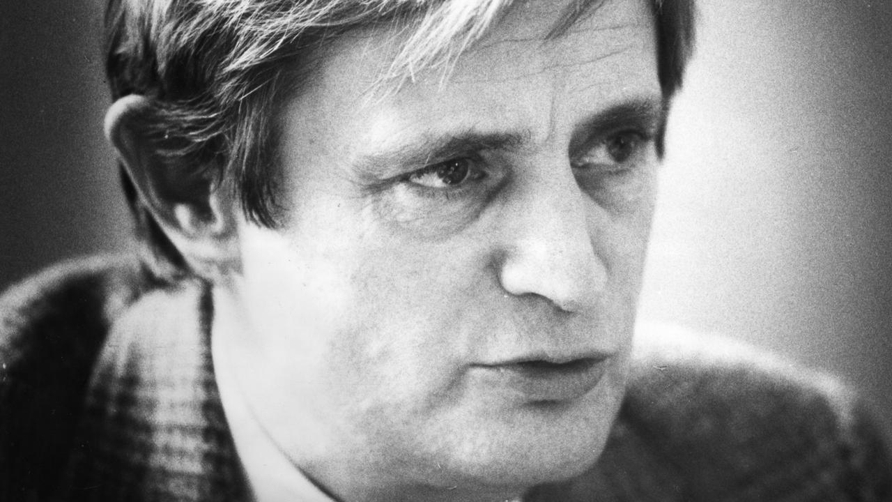 R.I.P. for David McCallum, blond heartthrob star of The Man From U.N.C ...