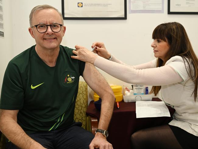 Australian Prime Minister Anthony Albanese at the Adore Compounding Pharmacy receives his fourth dose of the Covid-19 vaccine in Rozelle, Sydney, Tuesday, July 12, 2022. Prime Minister Anthony Albanese will depart for the Pacific Islands Forum being held in Fiji tomorrow. (AAP Image/Dean Lewins/POOL) NO ARCHIVING