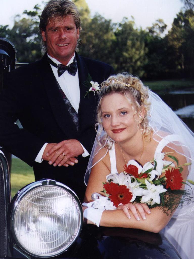 Rod MacGregor, Michelle Humphries were married on June 6, 1999 in Hervey Bay.