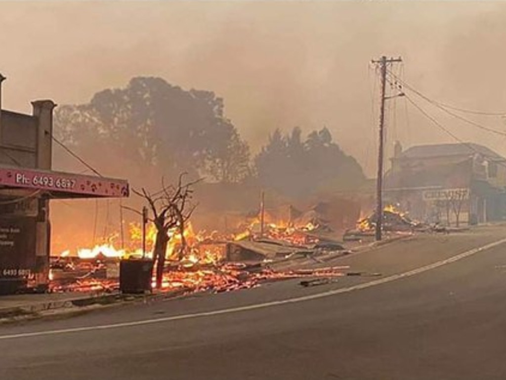 Australian bushfires 2020 Before and after images of