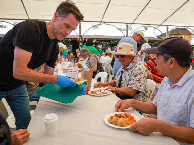 Daily Telegraph. 25, December, 2024.NSW Premier, Chris Minns, at a charity Christmas lunch, at The Rev. Bill Crews Foundation, in Ashfield, today.Picture: Justin Lloyd.