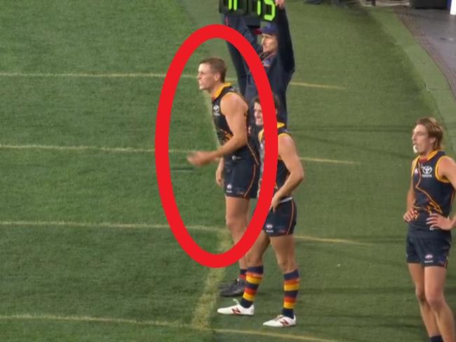 Jordan Dawson left stranded on the Crows bench. Credit: Channel 7