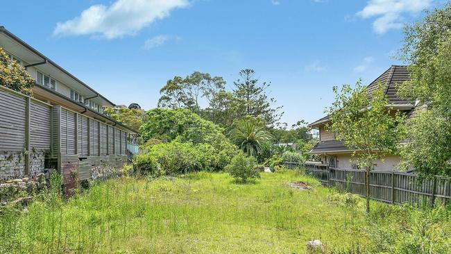 The 683m block has set a record sale price for an Awaba St property.