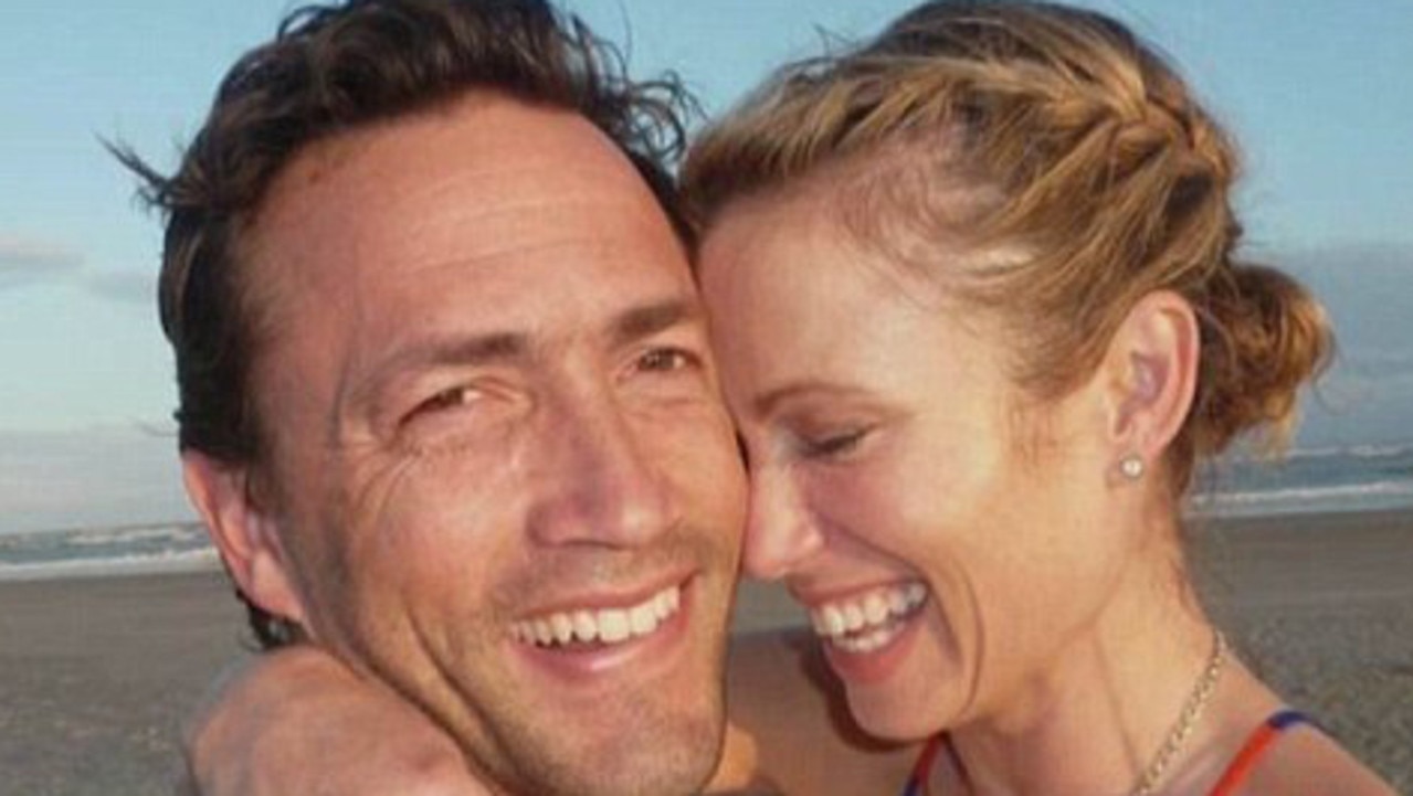 Amy Robach is finalising her divorce from husband Andrew Shue.
