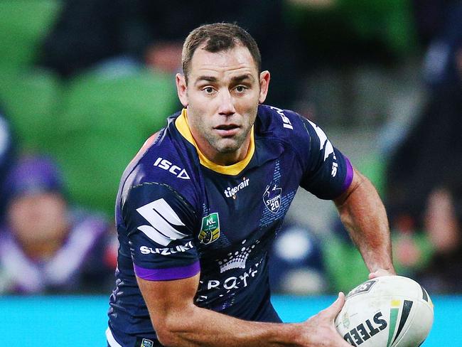 MELBOURNE, AUSTRALIA - JULY 05:  Cameron Smith of the Storm runs with the ball during the round 17 NRL match between the Melbourne Storm and the St George Illawarra Dragons at AAMI Park on July 5, 2018 in Melbourne, Australia.  (Photo by Michael Dodge/Getty Images)