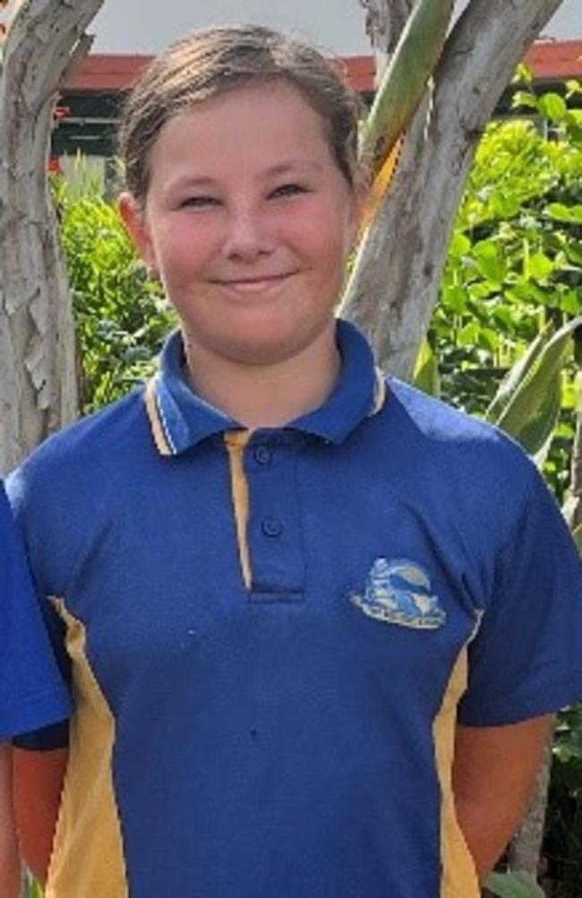 School Captain: Laura Dyer, 11